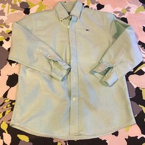 ❗️SOLD❗️❗️Boy’s Vineyard Vine’s Button